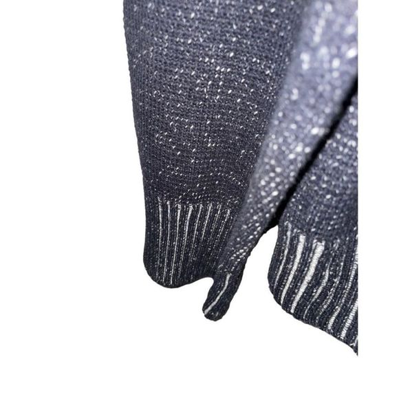 Label of Graded Goods Sweater by: H&M - Picture 5 of 11